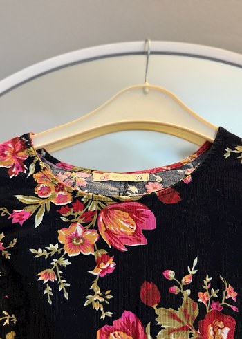 Çiçek Desenli Uzun Kollu Midi Elbise - Görsel 2