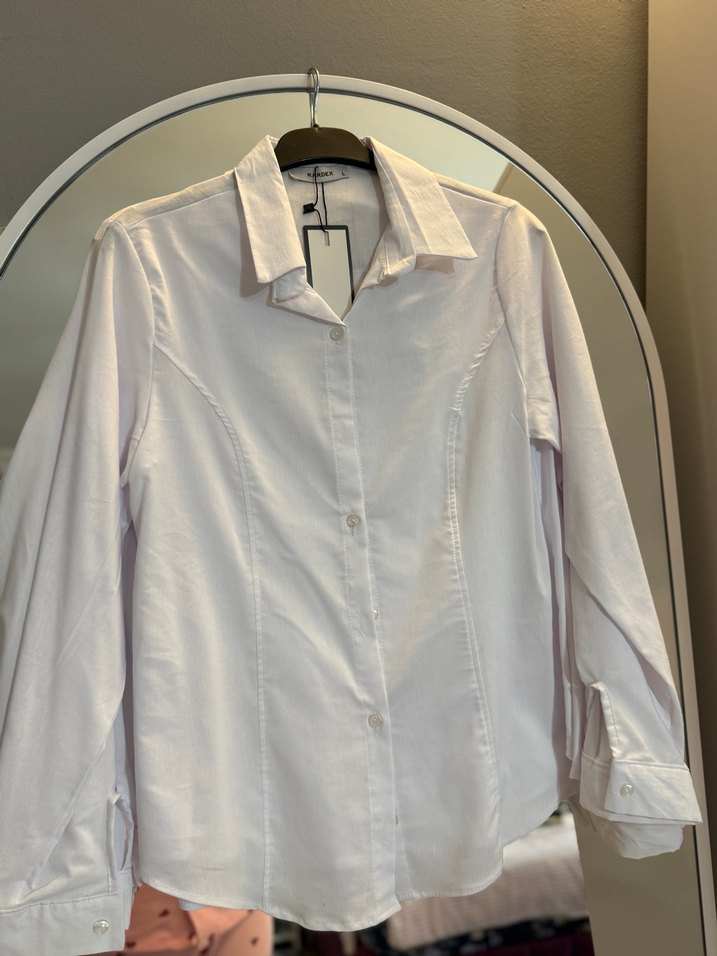 Düğmeli Beyaz Kadın uzun Kollu Gömlek belden oturtmalı - Görsel 2