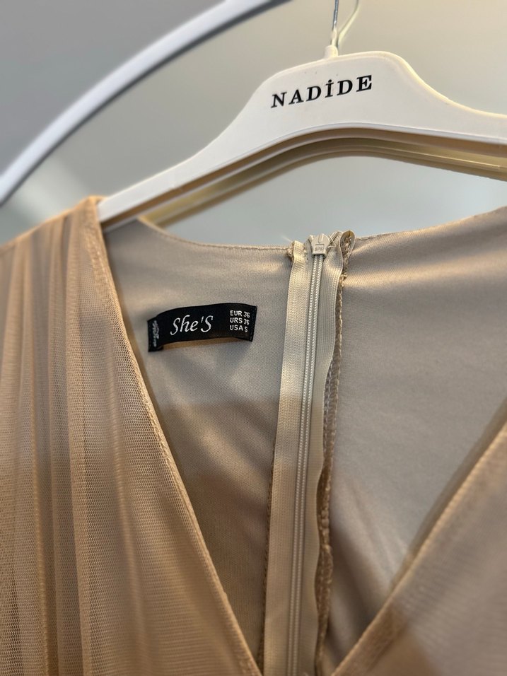 Bej V Yakalı Uzun Abiye Elbise midi boy - Görsel 2