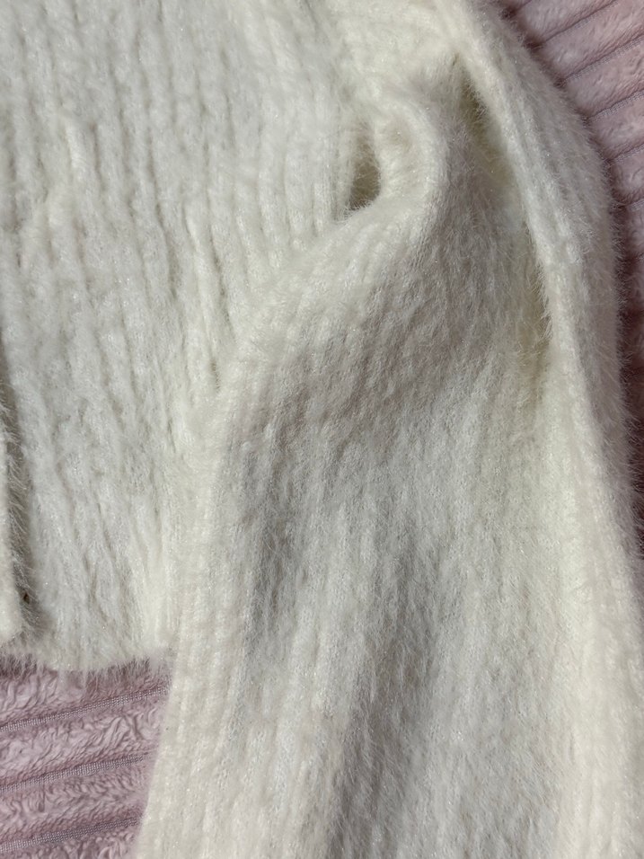 Düğmeli Beyaz Triko Kadın Hırka - Görsel 3