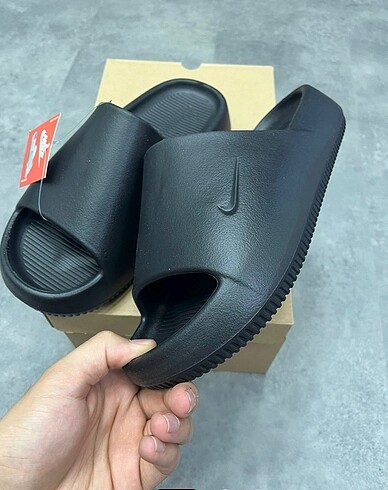 Diğer Nike calm slide