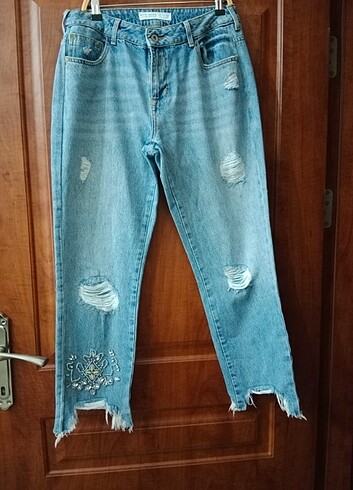 Zara Zara taşlı bayan kot pantolon 