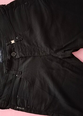 36 Beden Emporio Armani bayan kumaş şort 