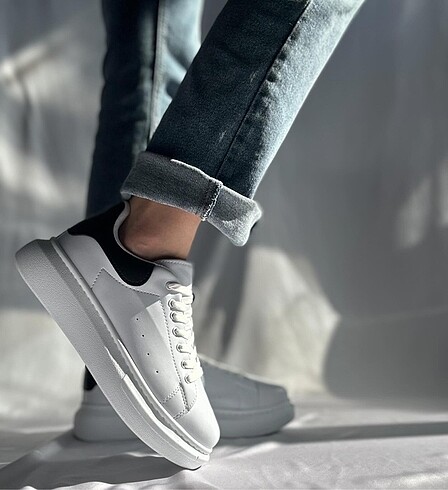 Diğer Viral Yüksek Taban Sneaker