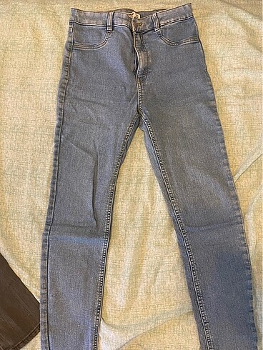 Pull and Bear Pantolon