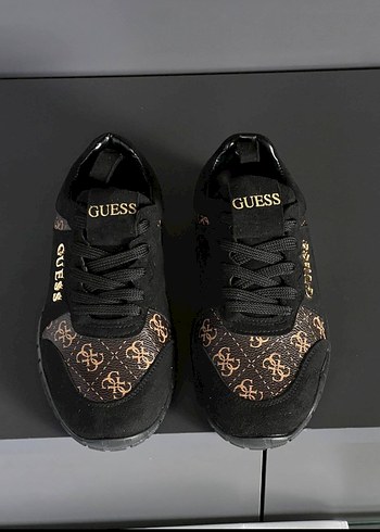 37 Beden Guess Ithal Siyah Nakışlı Kadın Spor Ayakkabı