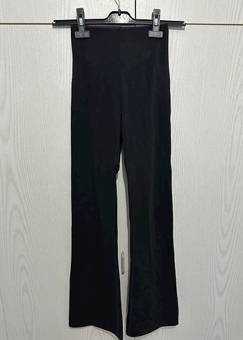 Oysho compressive raise up ispanyol flare paça - Görsel 3