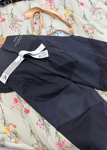 Oysho compressive raise up ispanyol flare paça - Görsel 7