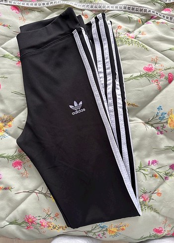 Adidas s