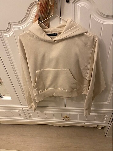Zara sweat