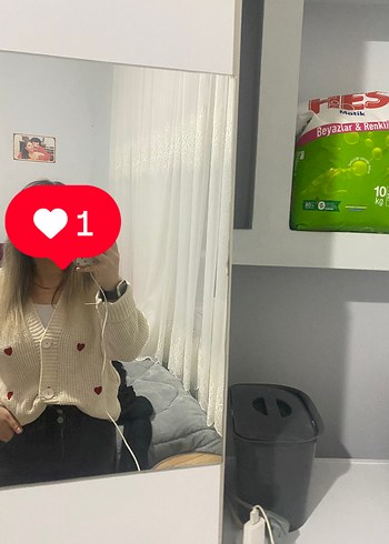 Düğmeli Kırmızı Desenli Kadın Triko - Ana görsel