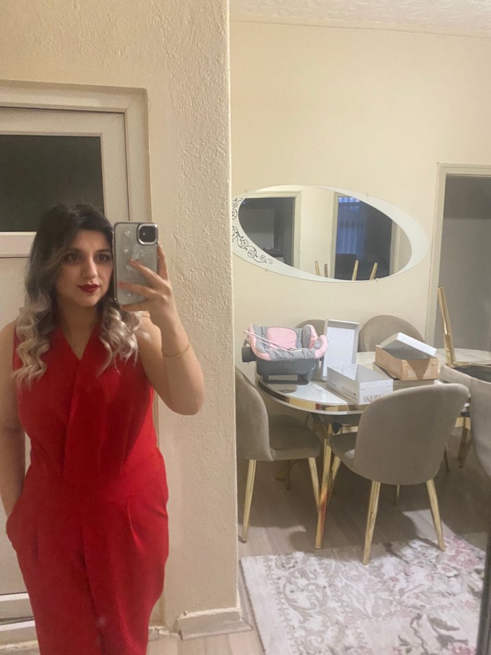 Kırmızı V Yakalı Kadın Tulum - Görsel 2