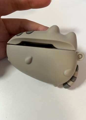 Gri Kedi Figürlü Airpods Kılıfı - Görsel 3