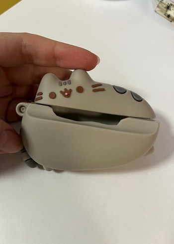 Gri Kedi Figürlü Airpods Kılıfı - Görsel 4