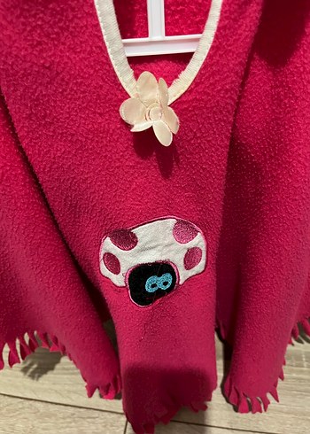 Pembe Kapüşonlu Bohem Kız Panço - Görsel 2