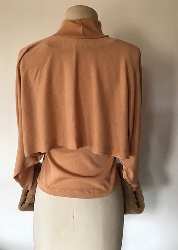 m Beden Bej Kadın Boğazlı Tüylü Sweatshirt