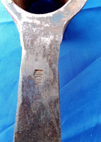 El dövmesi çelik damgalı kazma ve Manila 350-550 TL başlıyor - Görsel 2