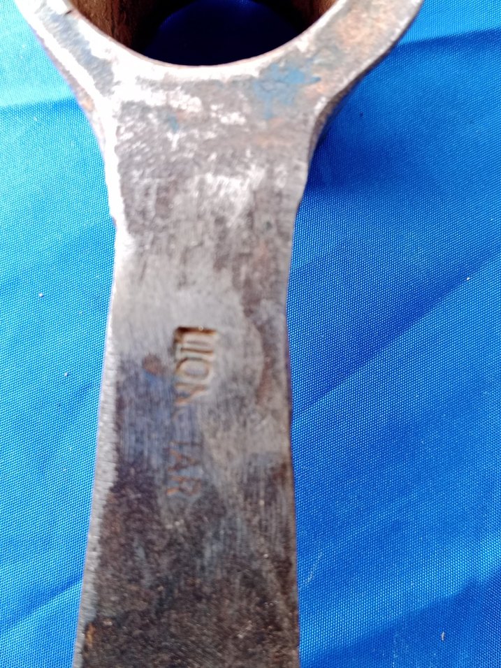 El dövmesi çelik damgalı kazma ve Manila 350-550 TL başlıyor - Görsel 2