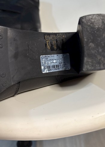 Beymen Orijinal Siyah Deri Bot - Görsel 4