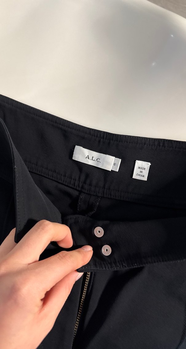 Kadın Siyah Fermuarlı Kumaş Pantolon - Görsel 2