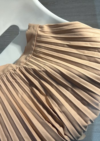 Bej Pilili Uzun Kadın Etek - Görsel 3