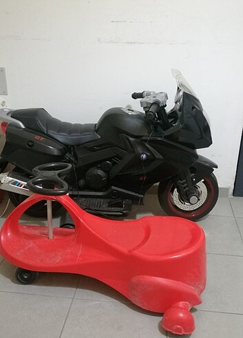 Akülü motor ve scooter 2 si satılıktır 