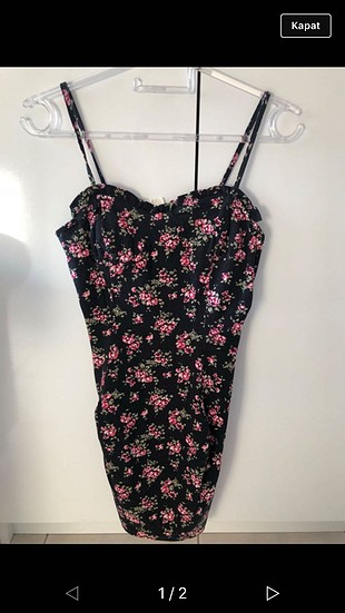 Pull and Bear Çiçekli elbise 