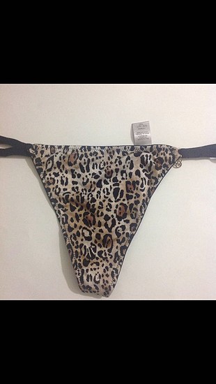 Victoria?s Secret v-string