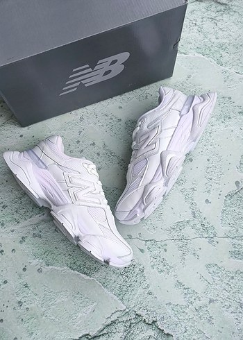 42 Beden New Balance 9060 Spor Ayakkabı