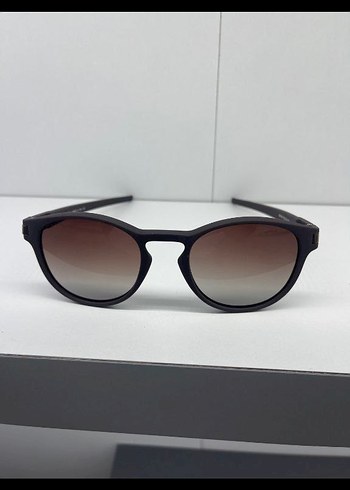 Oakley İthal Güneş GÖZLÜĞÜ UNISEX