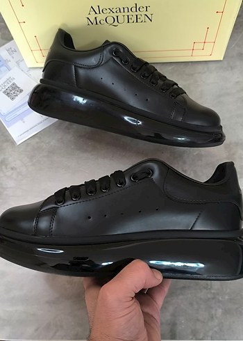 44 Beden siyah Renk Alexander Mcqueen erkek spor ayakkabı ithal