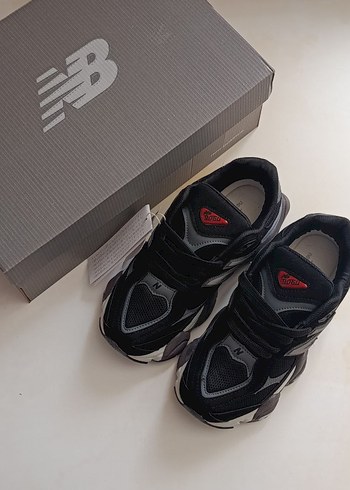 New Balance New Balance 9060 spor ayakkabı İNDİRİMDE