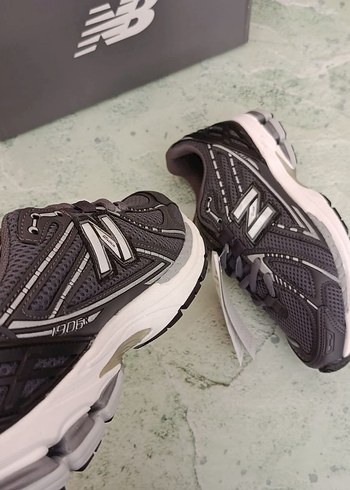 41 Beden NEW BALANCE 1906 SPOR AYAKKABI İNDİRİMDE