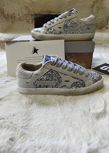 Golden Goose Deluxe Golden Goose Sneaker