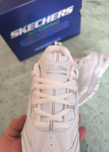 37 Beden beyaz Renk Skechers Kadın Spor Ayakkabı ithal