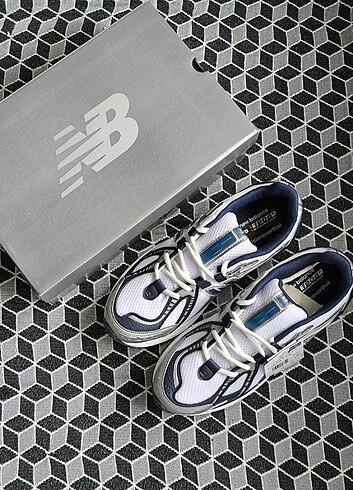 NEW BALANCE Erkek spor ayakkabı 