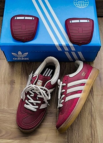 Adidas ADİDAS BAD BUNNY X GAZELLE İNDİRİMDE