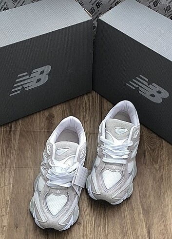 NEW BALANCE 9060 BUZ BEYAZ-BEJ spor ayakkabı