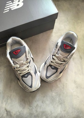 New Balance 9060 Kadın Spor Ayakkabı ithal