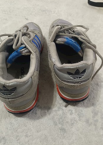 Gri Adidas Spor Ayakkabı - Görsel 3