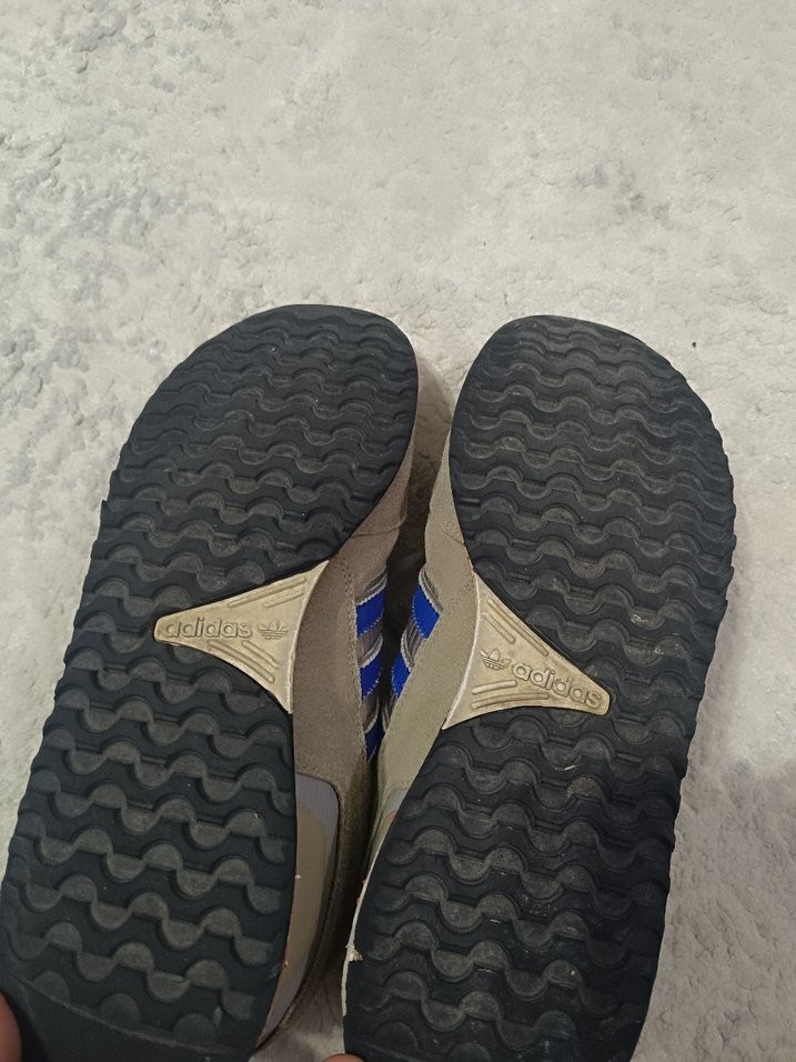 Gri Adidas Spor Ayakkabı - Görsel 4