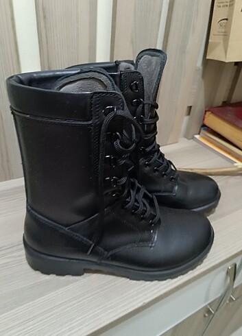 41 Beden siyah Renk Asker botu