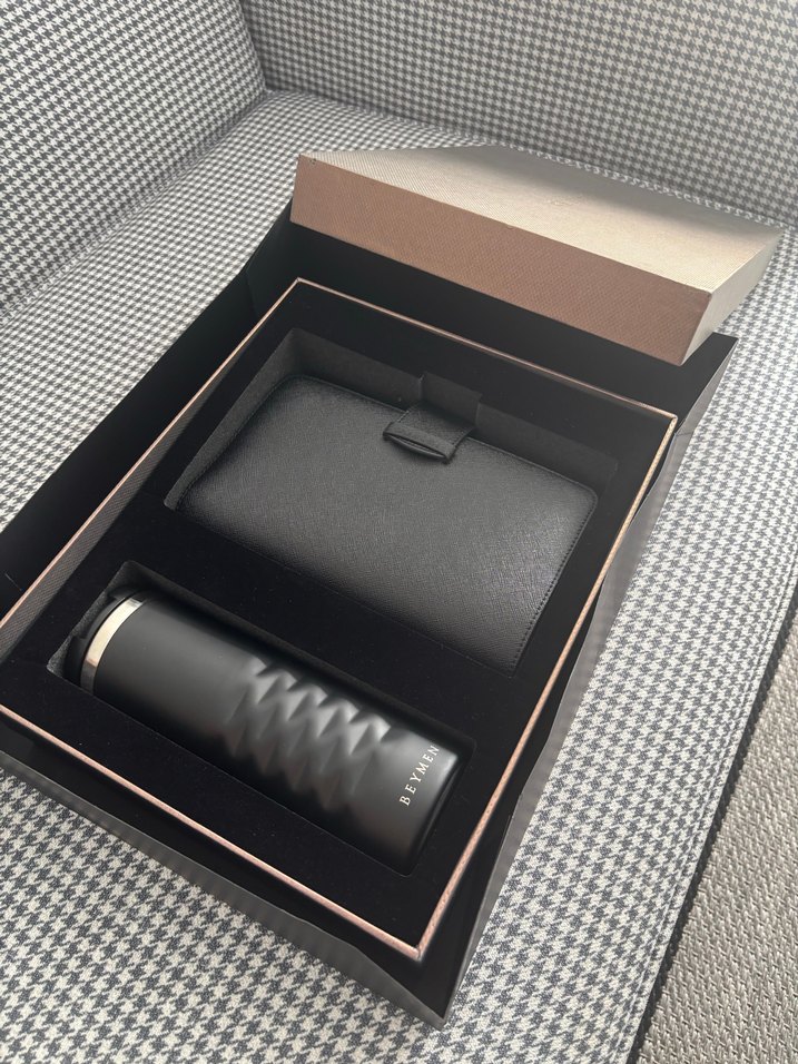 Beymen Siyahajanda ve Mat Termos Seti - Görsel 2