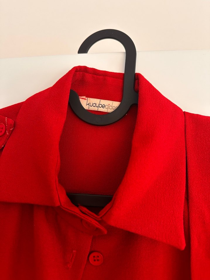 Parlak Kırmızı Düğmeli tunik - Görsel 3