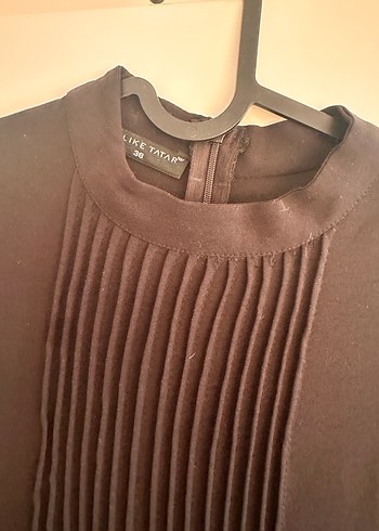 Siyah Piliseli Yüksek Yakalı Hamile Tunik - Görsel 2