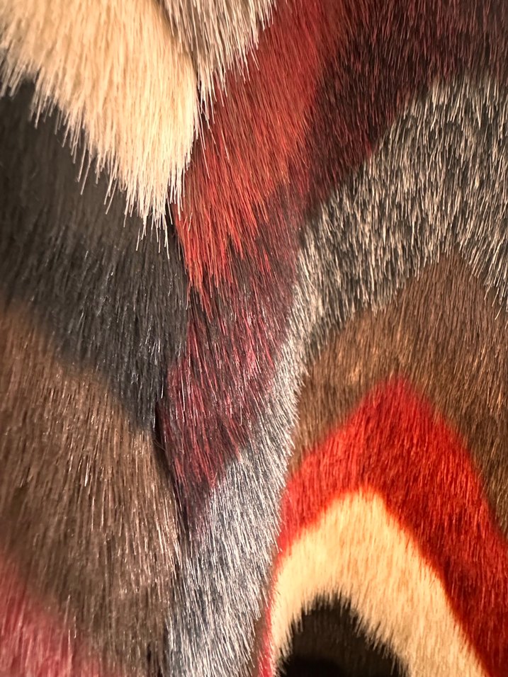 Kürklü Uzun Renkli Batik Desenli Kadın Yelek - Görsel 4