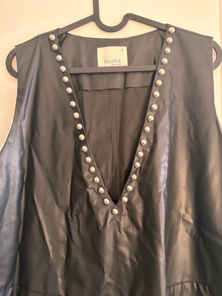 Drapeli Siyah Deri Uzun Elbise - Görsel 2