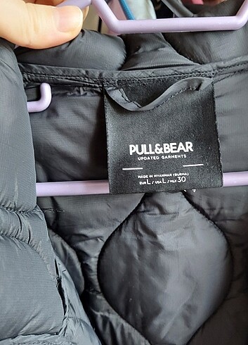 l Beden siyah Renk Pull&Bear Kapitone ceket