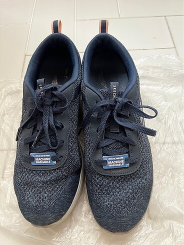38 Beden lacivert Renk Skechers spor ayakkabı