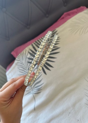 Zara İnci ve Metal Taşlı Kadın Taç